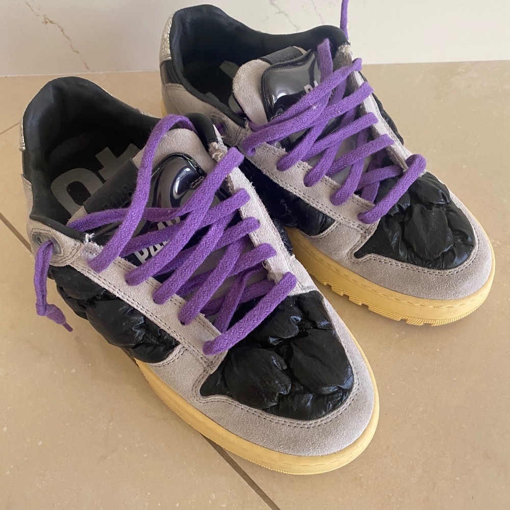 P448 Womens Gray Black Suede Modern Unique Parachute Sneakers Size 38